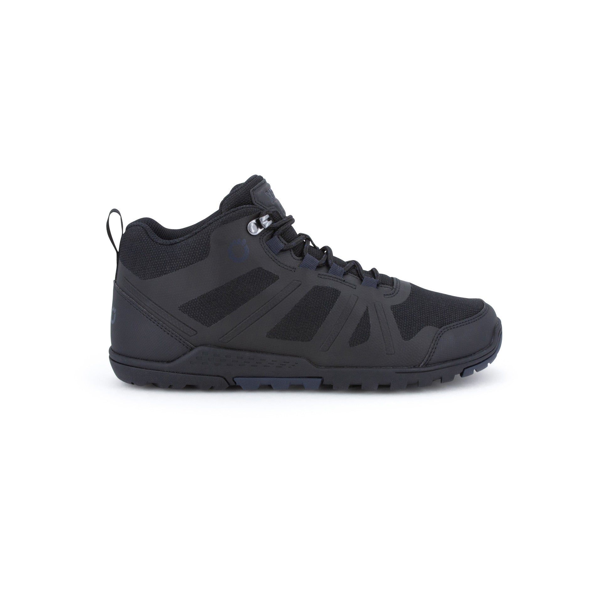 Daylite Hiker Fusion Men Black Barfußschuhe Wanderschuhe, rechte Seitenansicht. Flexibel und robust, diese schwarzen Wanderschuhe bieten maximalen Komfort und Unterstützung für deine Outdoor-Aktivitäten. Erhältlich in unserem Onlineshop für Barfußschuhe.