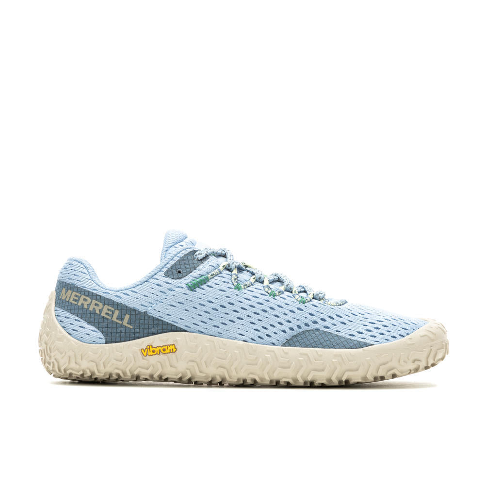 Barfußschuhe Merrell Vapor Glove 6 in Chambray für Damen, rechte Ansicht, erhältlich in unserem Onlineshop für Barfußschuhe. Flexibles Design für ein barfußähnliches Laufgefühl und maximalen Komfort bei Outdoor-Aktivitäten.