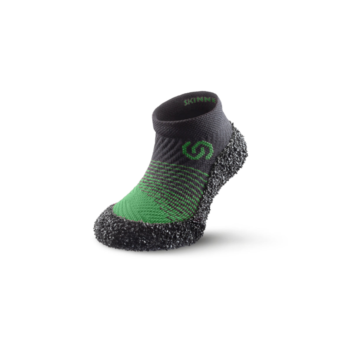 Skinners 2.0 Kids Barfußschuhe in Jungle Green sind flexible Sockenschuhe für Kinder, die barfußähnliches Gehen und Spielen ermöglichen. Erhältlich in unserem Onlineshop für Barfußschuhe.