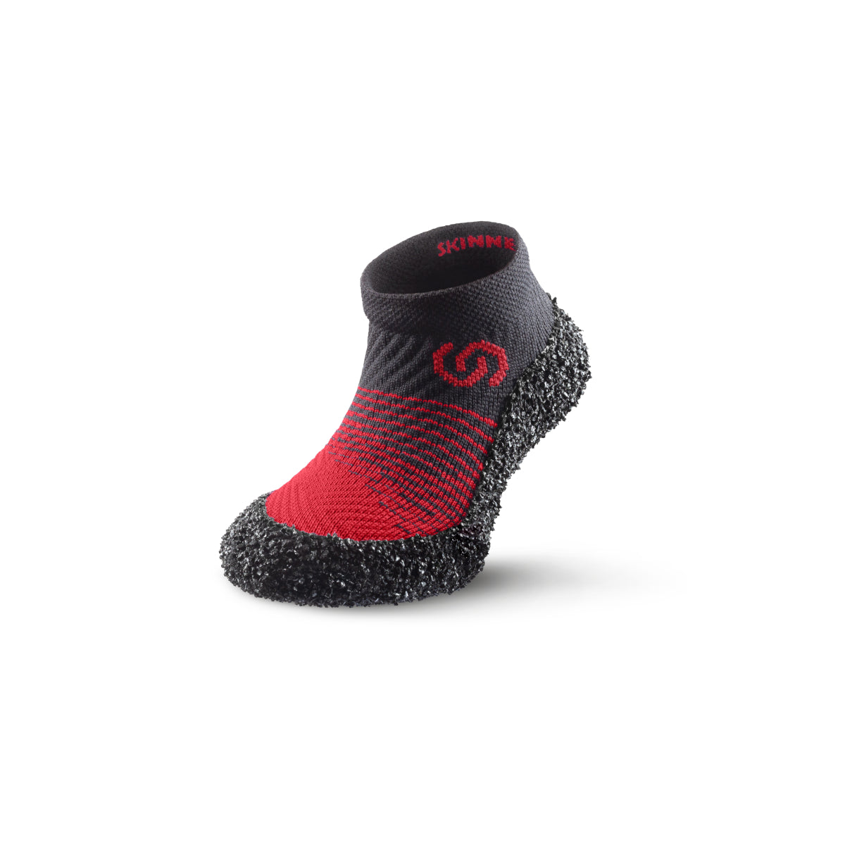 Skinners 2.0 Kids Barfußschuhe in Poppy Red sind flexible Sockenschuhe für Kinder, die barfußähnliches Gehen und Spielen ermöglichen. Erhältlich in unserem Onlineshop für Barfußschuhe.