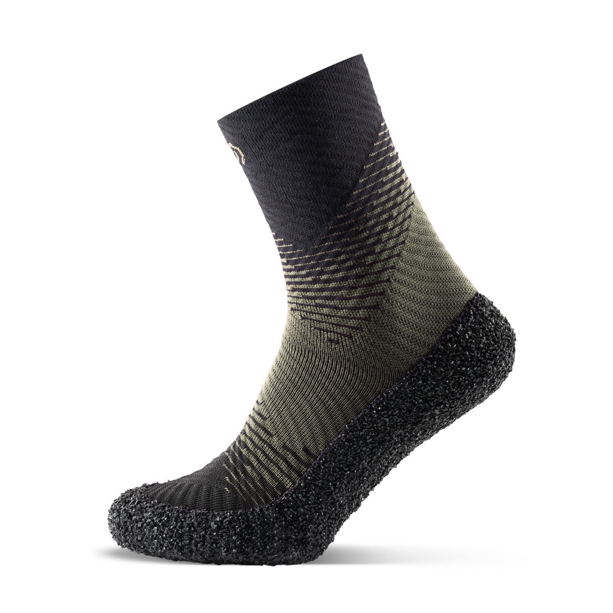 Kompressionssocken Skinners 2.0 Compression in Tannengrün, Ansicht von links, erhältlich in unserem Onlineshop für Barfußschuhe. Das unterstützende Design sorgt für verbesserte Blutzirkulation und optimalen Komfort während sportlicher Aktivitäten sowie Erholungsphasen.