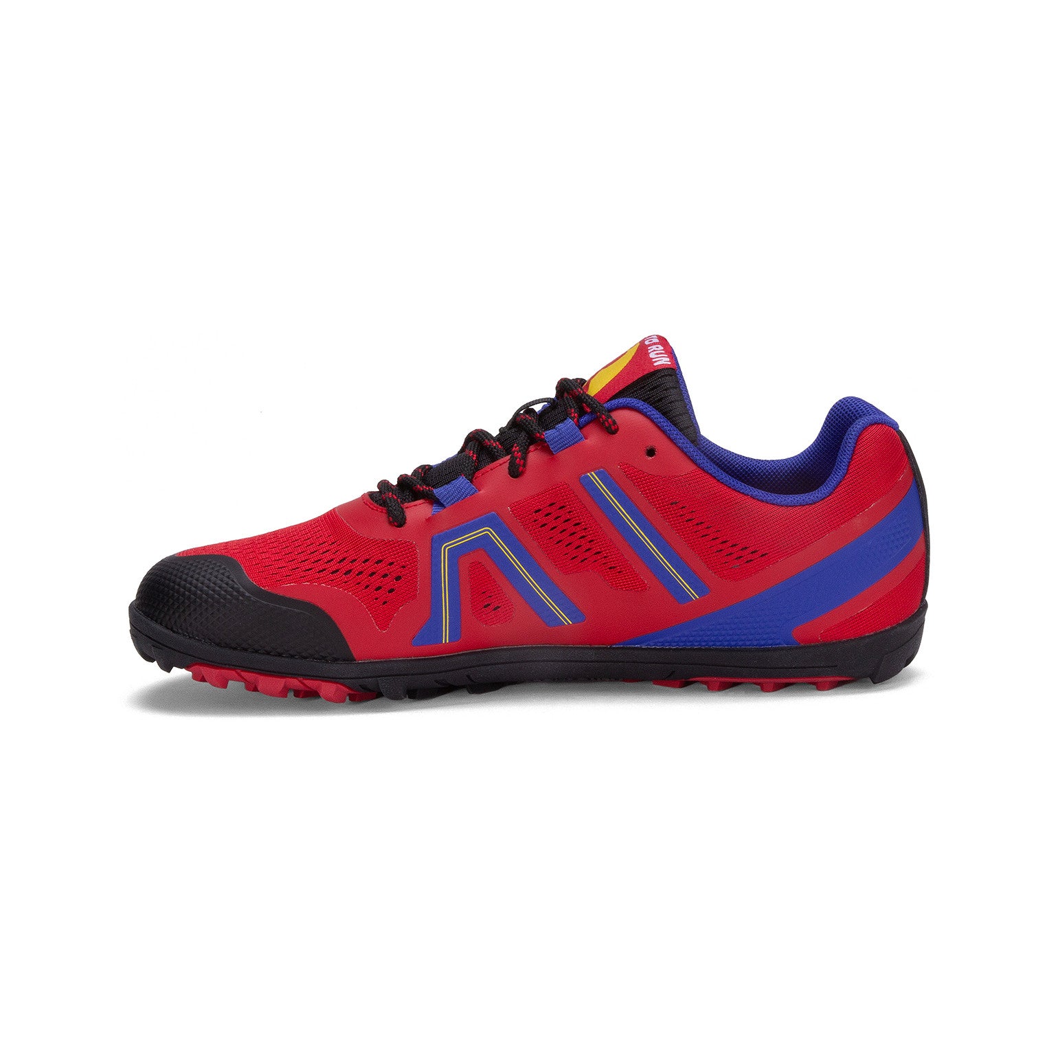 Linke Seitenansicht der Xero Shoes Mesa Trail II Damen Barfußschuhe Born to Run red als atmungsaktive Wanderschuhe im Onlineshop für Barfußschuhe