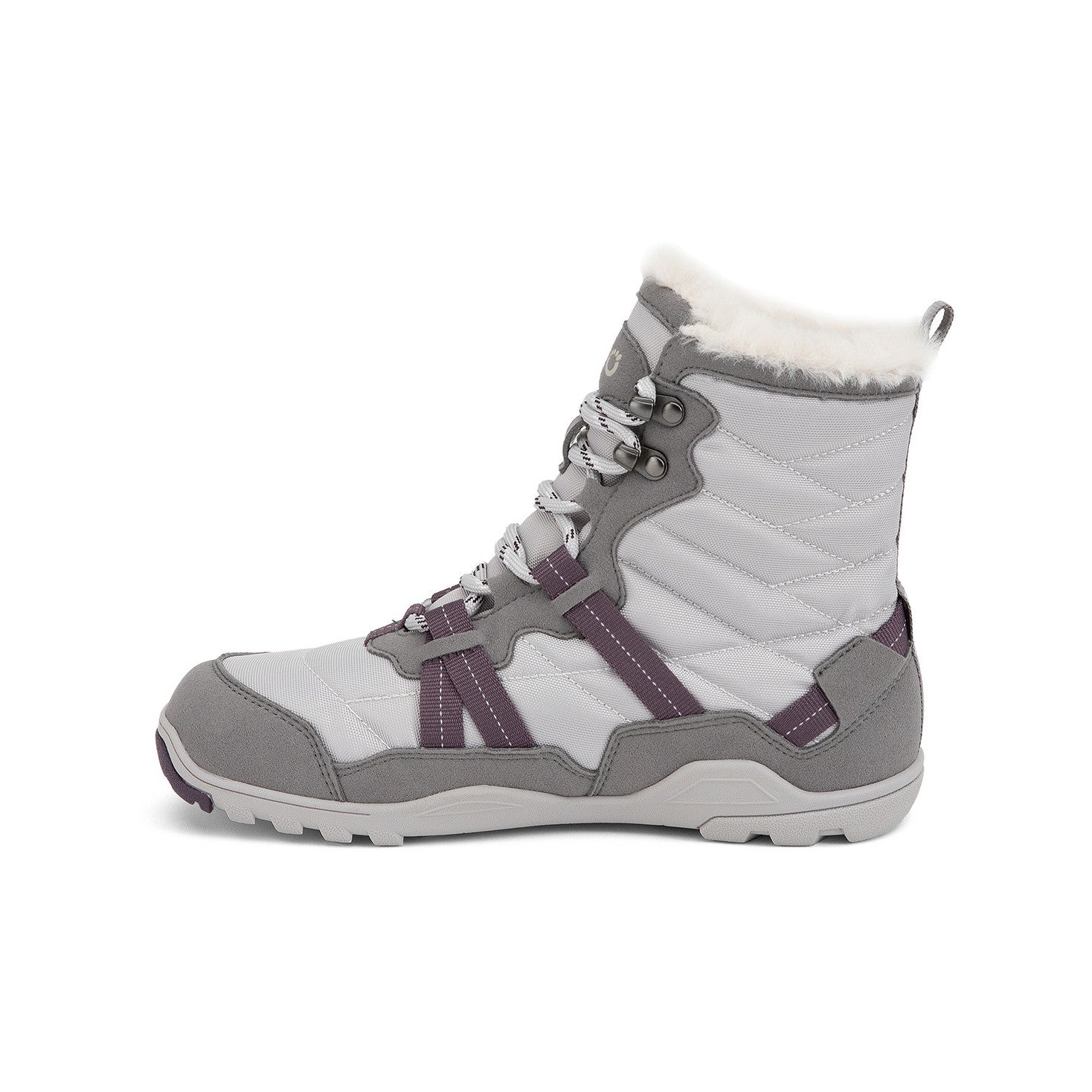 Xero Shoes Alpine Women Barfußschuhe Schneestiefel in Frost Gray, Ansicht von links. Leichte, flexible Winterstiefel, die natürlichen Komfort und Wärme bieten. Erhältlich in unserem Onlineshop für Barfußschuhe.
