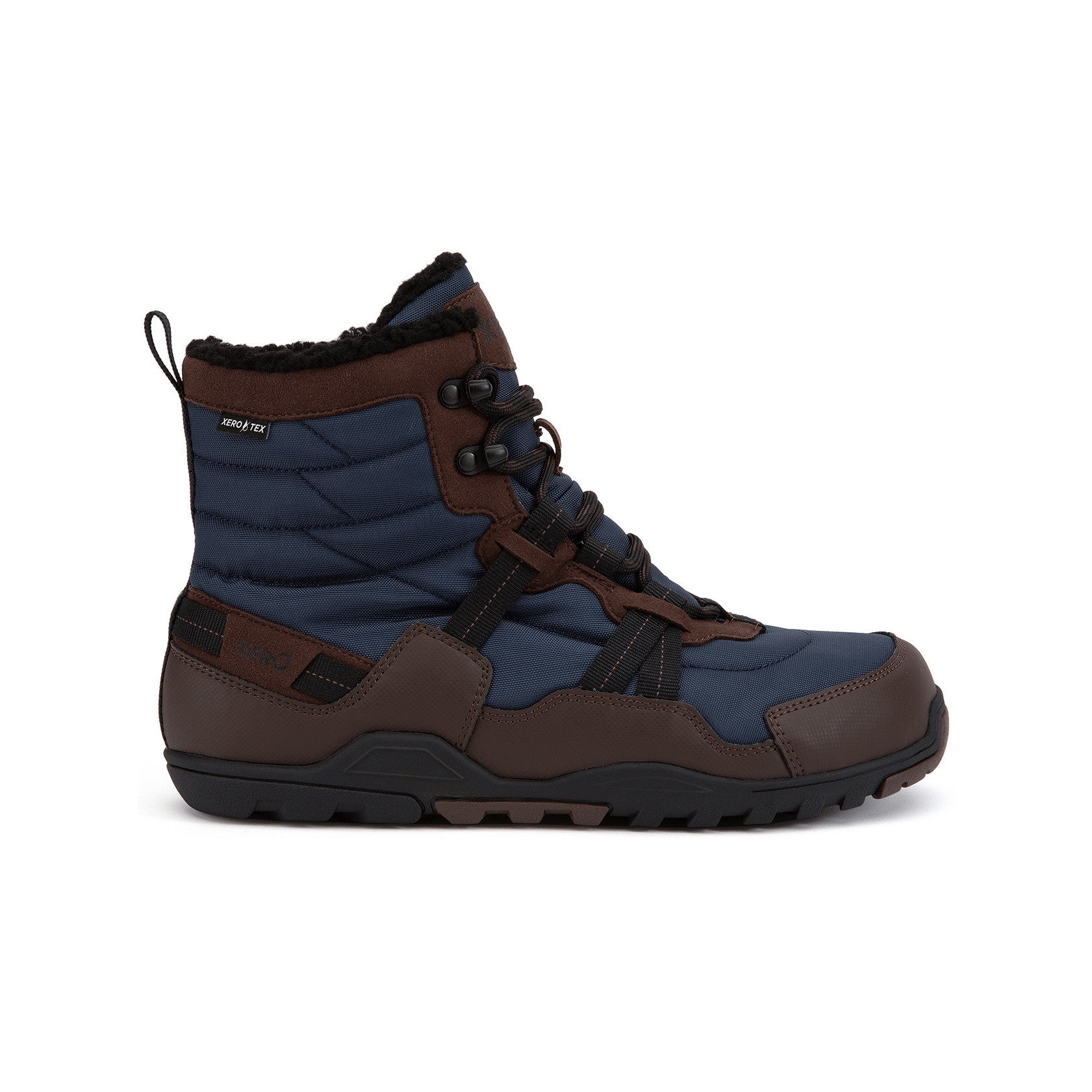Xero Shoes Alpine Men Brown Navy Barfußschuhe Schneestiefel für den Winter, rechte Seitenansicht. Komfortable und funktionale Schneestiefel für optimale Bewegungsfreiheit und Schutz im Winter. Erhältlich in unserem Onlineshop für Barfußschuhe.