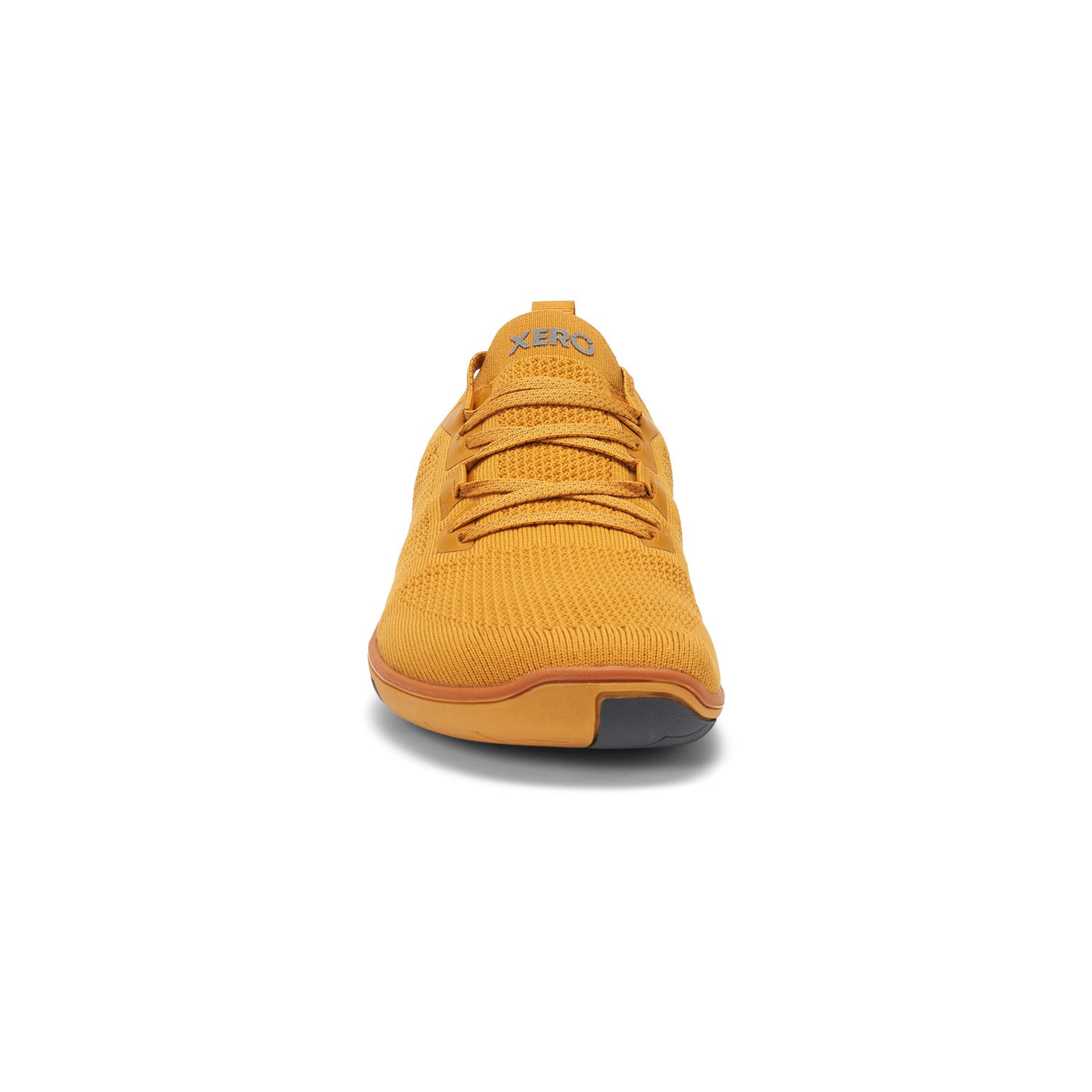 Xero Shoes Nexus Knit Men Gold, Vorderansicht. Stylische und atmungsaktive Herren-Sneaker sowie Barfußschuhe in unserem Onlineshop.