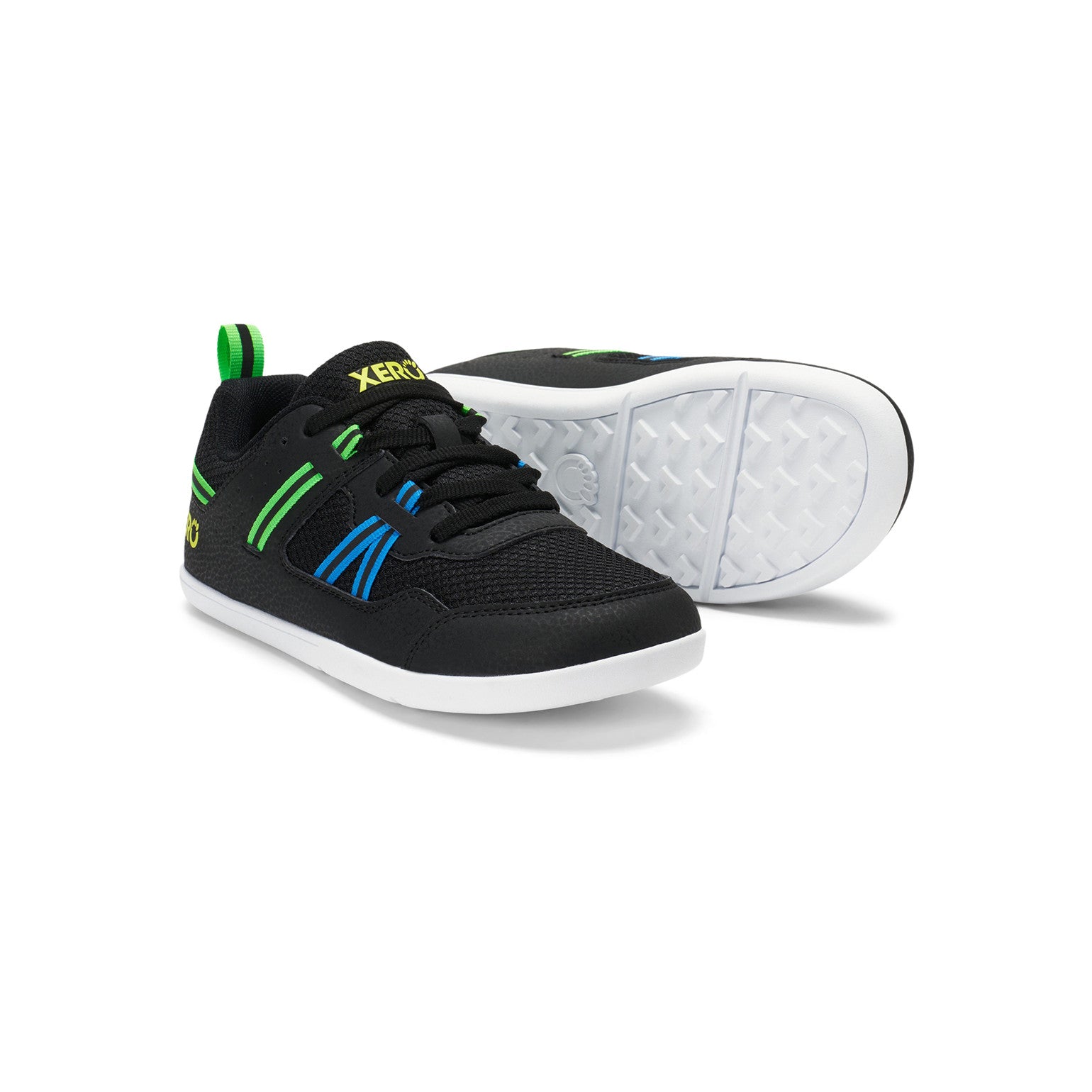 Die Xero Shoes Prio Youth in Schwarz und Lime als leichte und strapazierfähige Barfußschuhe für Kinder, ideal für Alltag und Sport, in unserem Onlineshop für Barfußschuhe.