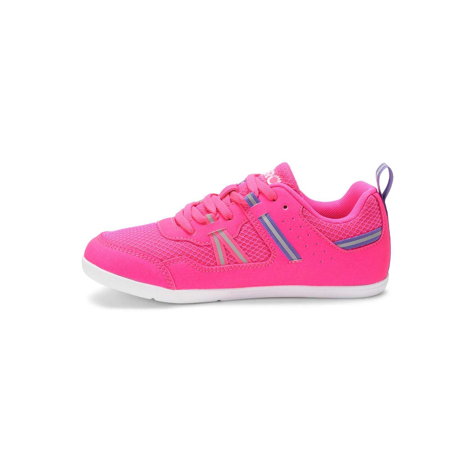 Die Xero Shoes Prio Youth in Pink als bequeme Barfußschuhe für Kinder, Seitenansicht links, erhältlich in unserem Onlineshop für Barfußschuhe.