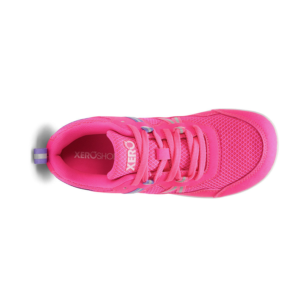 Die Xero Shoes Prio Youth in Pink als leichte Barfußschuhe für Kinder, Ansicht von oben, erhältlich in unserem Onlineshop für Barfußschuhe.