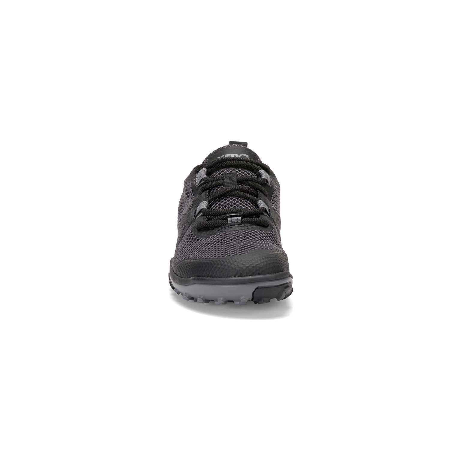 Frontansicht der Xero Shoes Scrambler Low Barfußschuhe in Schwarz für Damen als Wanderschuhe im Onlineshop für Barfußschuhe