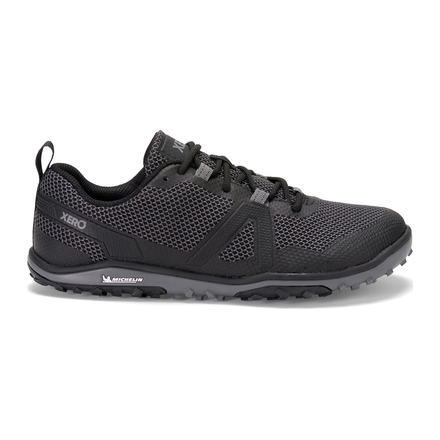Rechte Ansicht der Xero Shoes Scrambler Low Barfußschuhe in Schwarz für Herren als Wanderschuhe im Onlineshop für Barfußschuhe