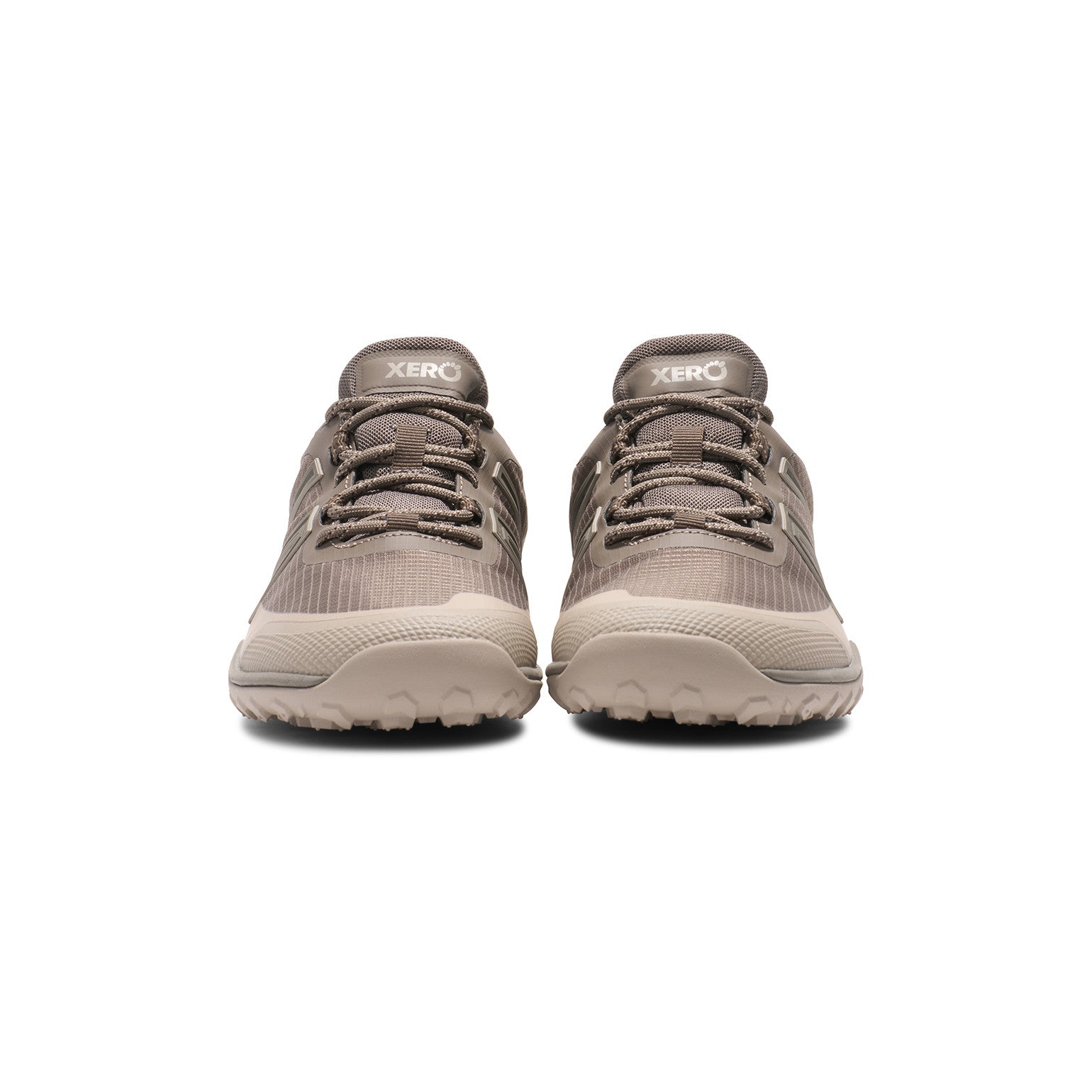 Frontansicht der Xero Shoes Scrambler Trail Low WP Damen Barfußschuhe in morel pure cashmere – wasserdichte Wanderschuhe im Onlineshop für Barfußschuhe