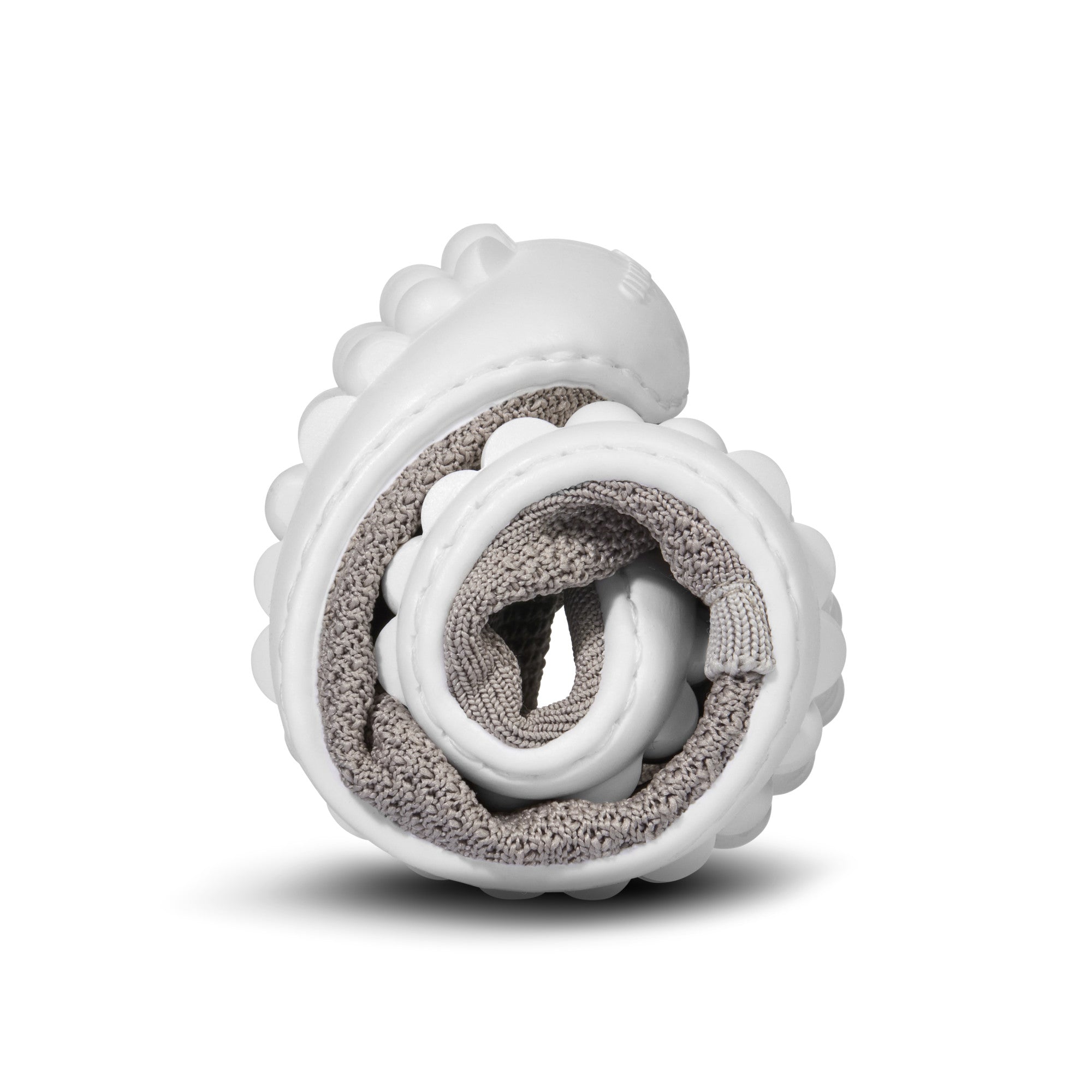 Barfußschuhe Leguano Flair Sand als elegante Slipper für Damen in zusammengerollter Form in unserem Onlineshop für Barfußschuhe entdecken