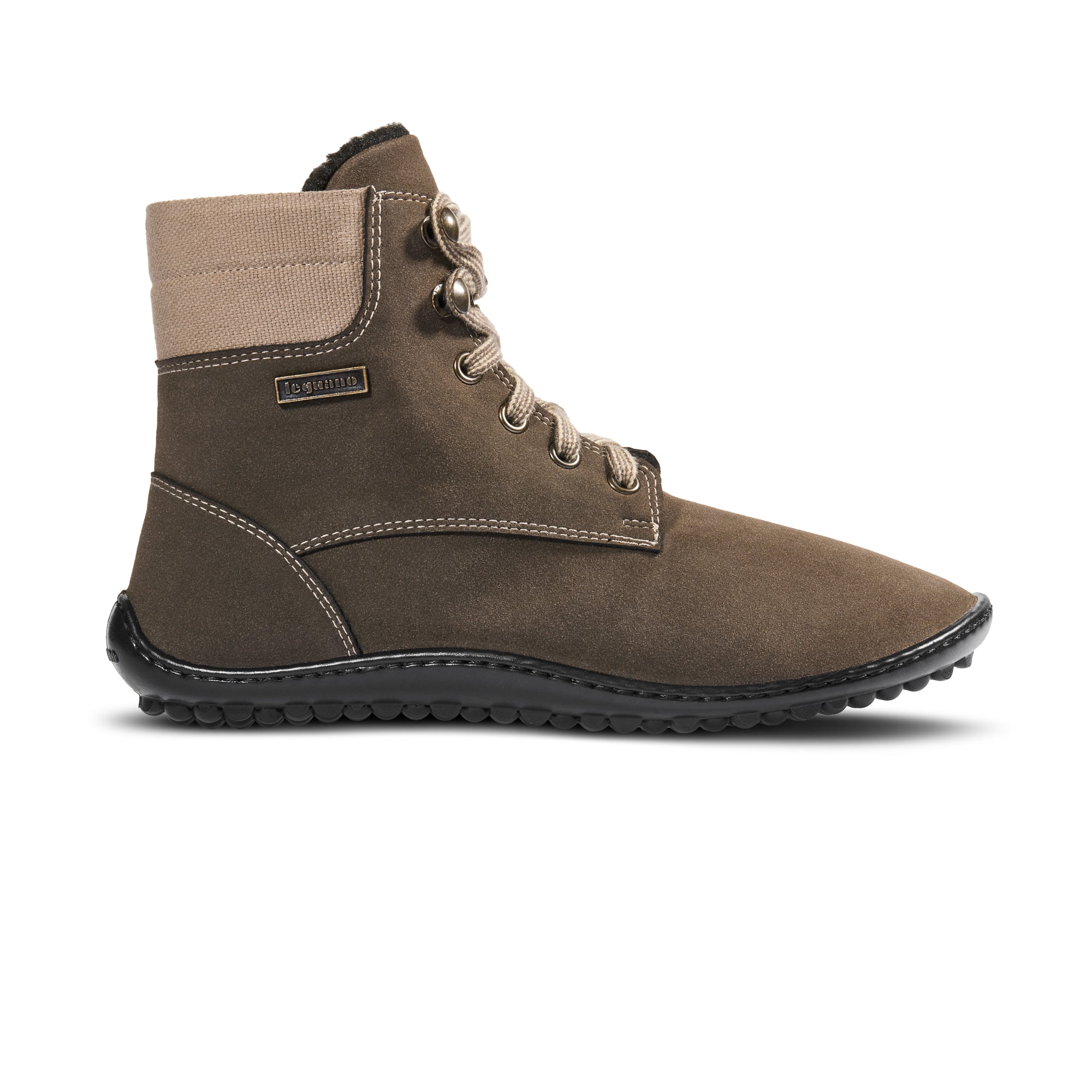 Leguano Icebare Brown Warme Barfußschuhe – Rechte Seitenansicht. Dieser Winterschuh kombiniert wärmendes Innenfutter mit einer flexiblen Sohle für ein angenehmes Barfußgefühl auch im Winter. Jetzt im Onlineshop für Barfußschuhe erhältlich.