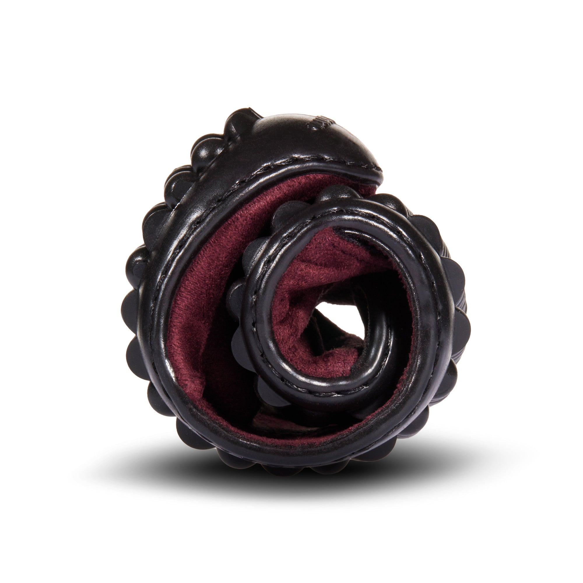 Leguano Jara Bordeaux Barfußschuhe Sandalen Damen – Zusammengerollt: Diese praktischen Sandalen bieten Flexibilität und Komfort, perfekt für unterwegs. Jetzt im Onlineshop für Barfußschuhe erhältlich.