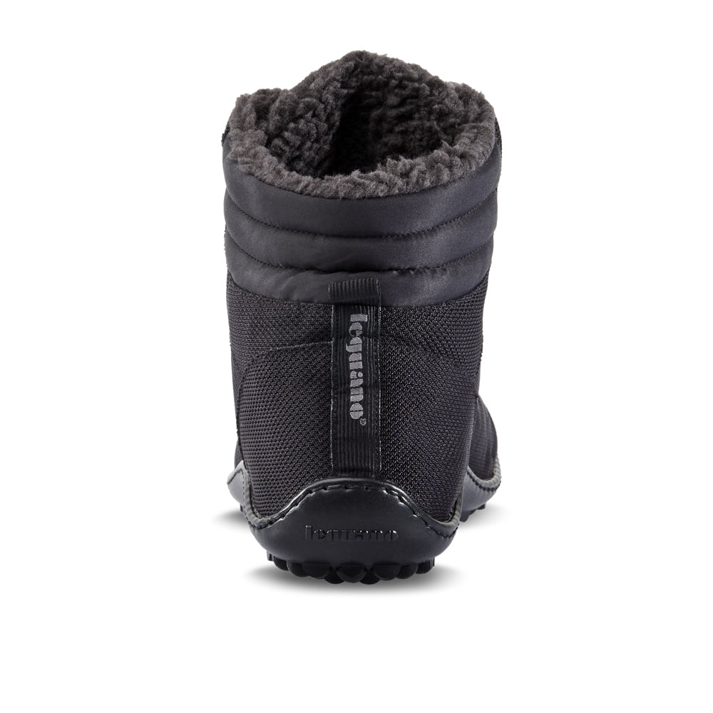 Leguano Kosmo schwarze Barfuß-Winterschuhe, Rückansicht der komfortablen Winterstiefel für optimale Wärme und Schutz. Jetzt erhältlich im Onlineshop für Barfußschuhe