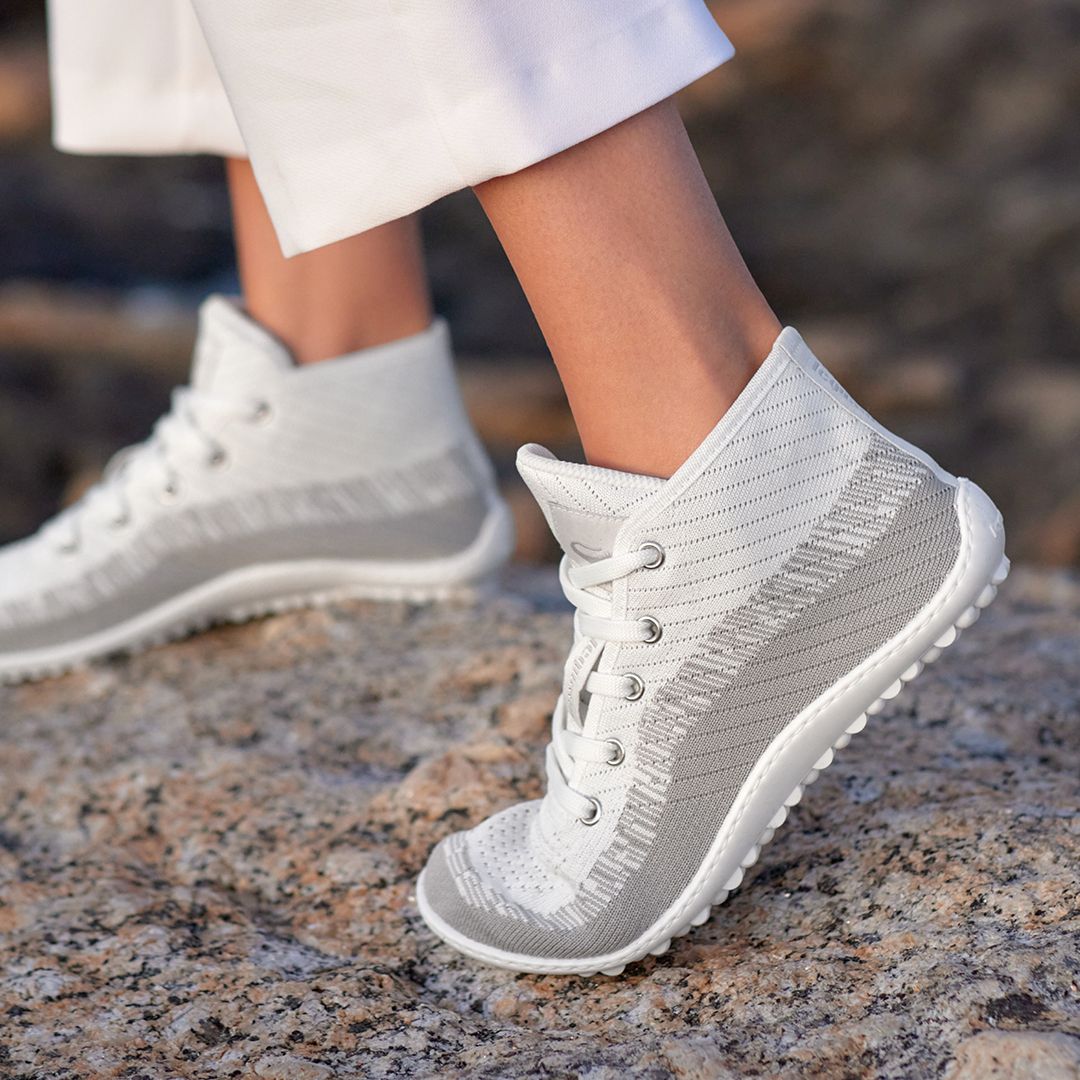 Barfußschuhe Leguano Stream für Frühling und Sommer, getragen, bequeme und flexible Schuhe für natürlichen Komfort im Alltag, erhältlich in unserem Onlineshop für Barfußschuhe.