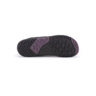 Daylite Hiker Fusion Barfußschuhe für Damen in Mulberry aus der Perspektive von unten, optimal für Wanderungen und Outdoor-Aktivitäten. Erhältlich in unserem Onlineshop für Barfußschuhe.