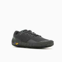 Barfußschuhe Merrell Vapor Glove 6 in Schwarz für Damen, Frontansicht, erhältlich in unserem Onlineshop für Barfußschuhe. Leicht und flexibel für ein natürliches Laufgefühl und hervorragenden Komfort.