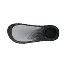 Sockenschuhe Skinners 2.0 Comfort in Steingrau, Ansicht von oben, erhältlich in unserem Onlineshop für Barfußschuhe. Das minimalistische Design sorgt für natürliche Bewegungsfreiheit und hohen Komfort, ideal für Outdoor-Aktivitäten, Sport und den Alltag.