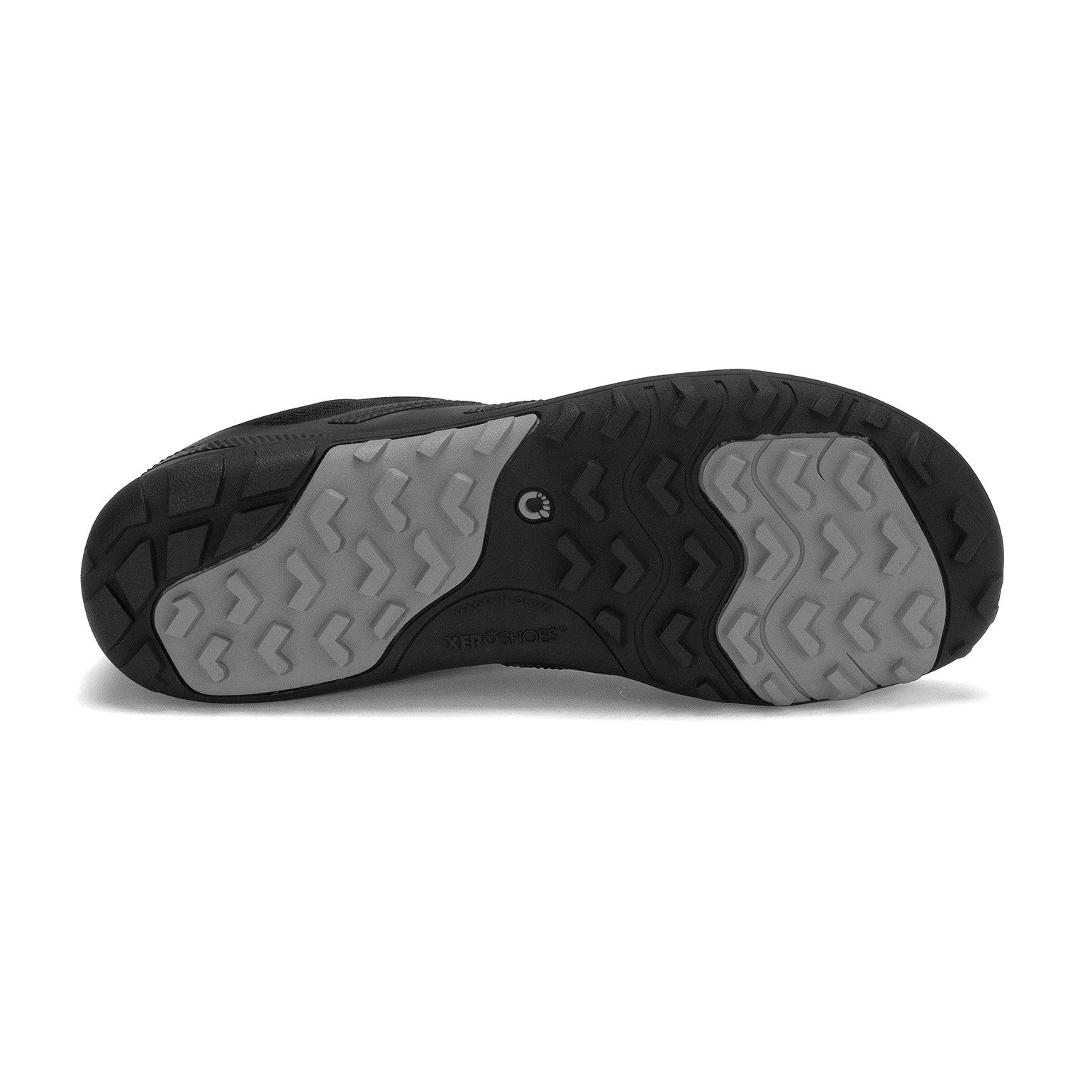 Sohlenansicht der Xero Shoes Mesa Trail II Damen Barfußschuhe in Black mit griffigem Profil als Wanderschuhe im Onlineshop für Barfußschuhe