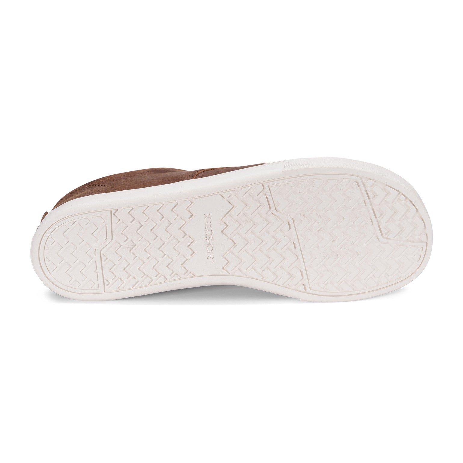 Xero Shoes Glenn Barfußschuhe für Herren in Braun aus Leder, aus der Perspektive von unten, bieten eine flexible Sohle für maximale Flexibilität und Komfort. Perfekt für den Alltag und natürliche Fußbewegungen. Erhältlich in unserem Onlineshop für Barfußschuhe.
