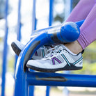 Xero Shoes Prio Damen Barfußschuhe in Lunar, als Sneaker am Fuß im Onlineshop für Barfußschuhe