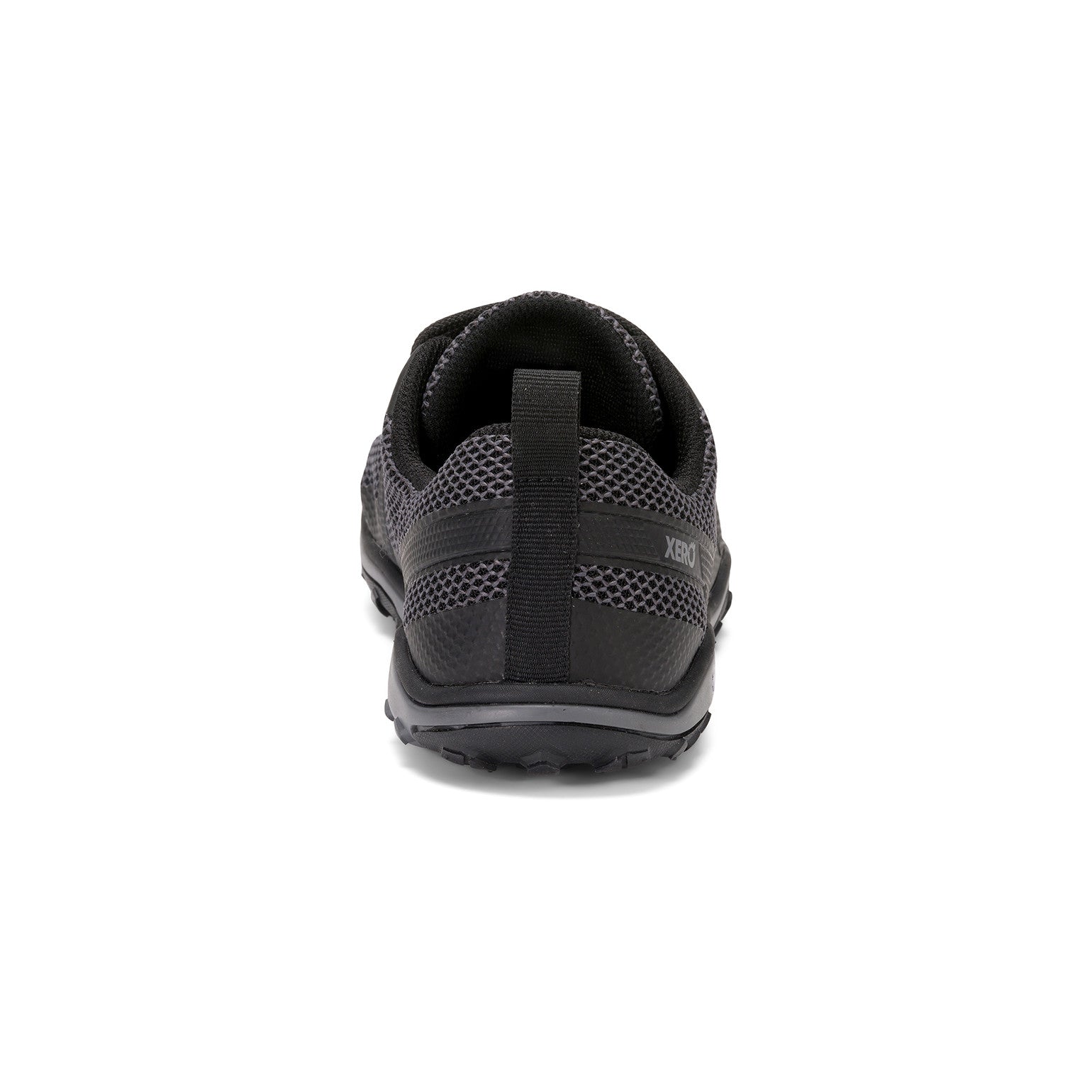 Rückansicht der Xero Shoes Scrambler Low Barfußschuhe in Schwarz für Herren als Wanderschuhe im Onlineshop für Barfußschuhe