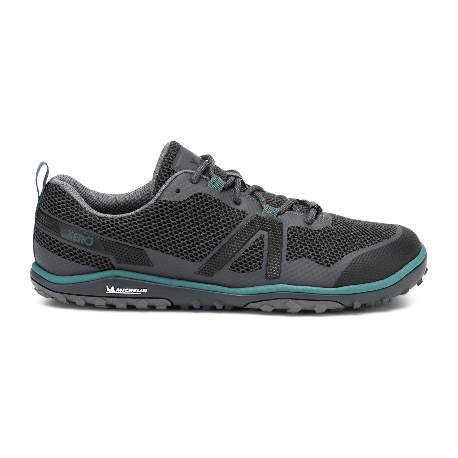 Rechte Ansicht der Xero Shoes Scrambler Low Barfußschuhe in Black Shale für Herren als Wanderschuhe im Onlineshop für Barfußschuhe