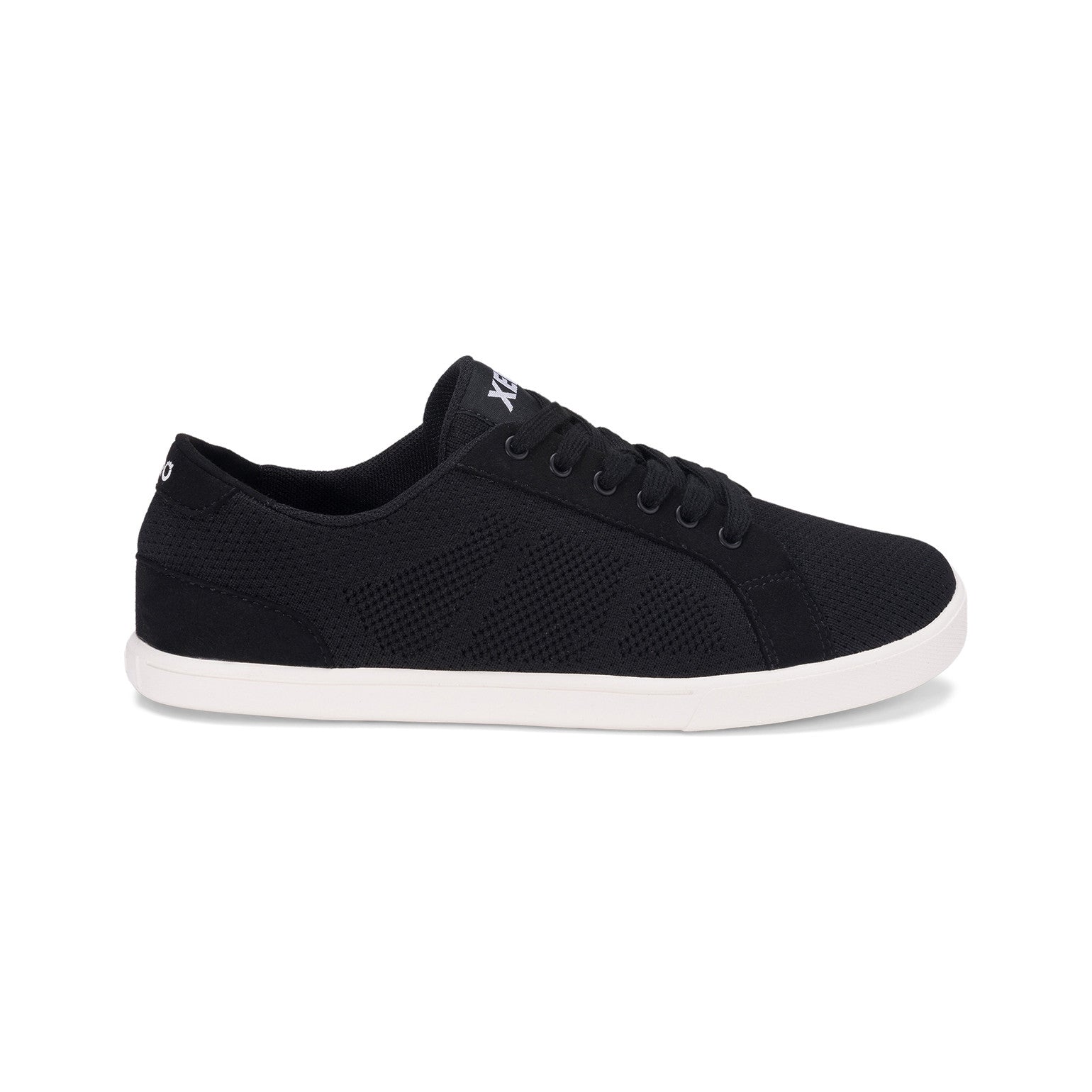 Xero Shoes Dillon Barfußschuhe für Damen in Schwarz aus der rechten Seitenansicht, bequem und perfekt für den Alltag. Erhältlich in unserem Onlineshop für Barfußschuhe.