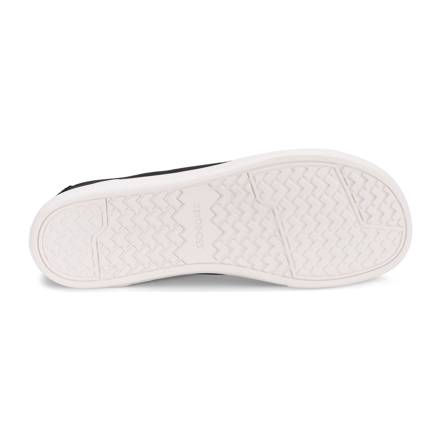 Xero Shoes Dillon Barfußschuhe für Herren in Schwarz aus der Perspektive von unten, bieten eine flexible Sohle und optimalen Komfort für den Alltag. Erhältlich in unserem Onlineshop für Barfußschuhe.