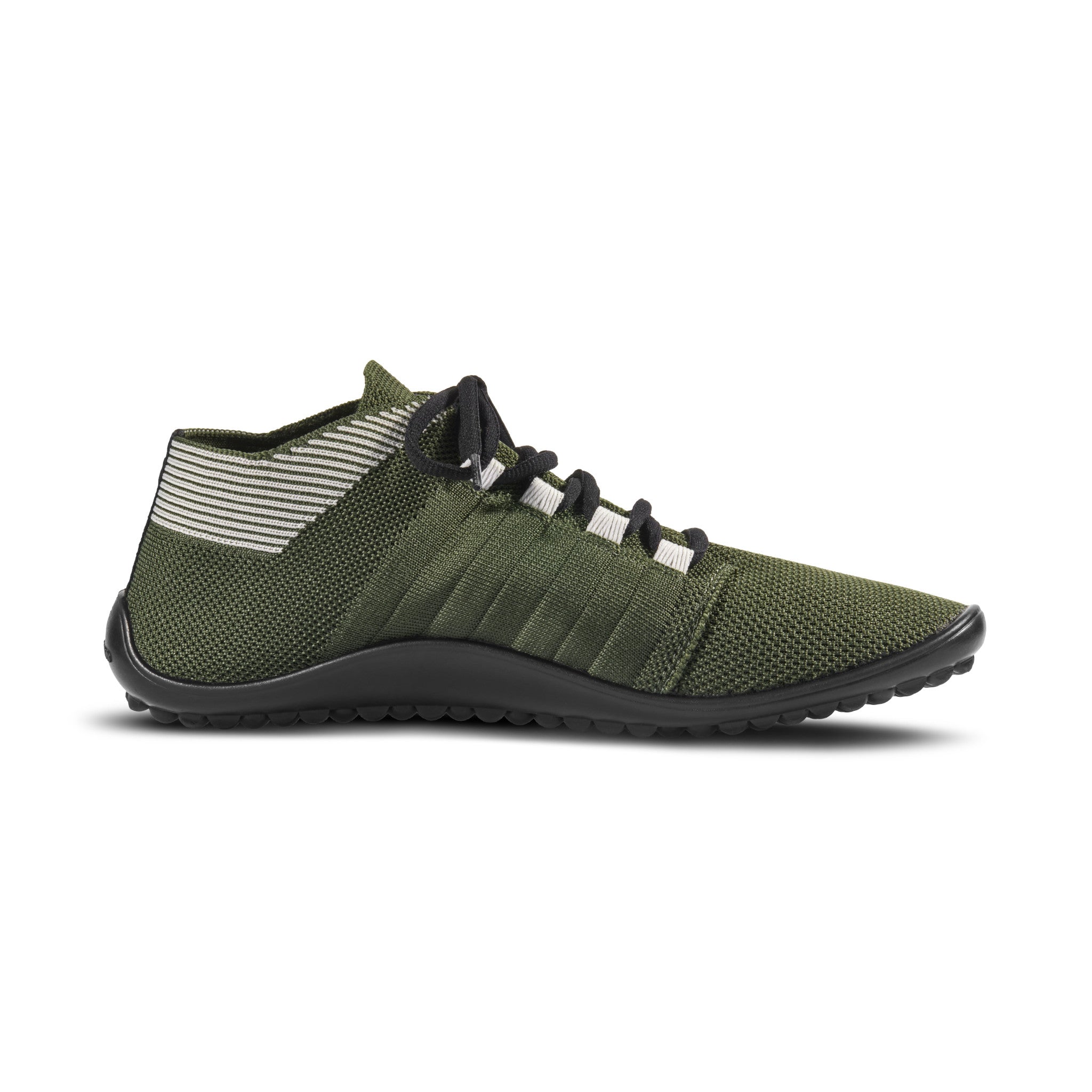 Leguano Beat Barfußschuhe Sneaker in Olive Green, rechte Seitenansicht. Diese bequemen und atmungsaktiven Schuhe sind ideal für ein gesundes Fußklima und natürliche Bewegungsfreiheit. Erhältlich im Onlineshop für Barfußschuhe.