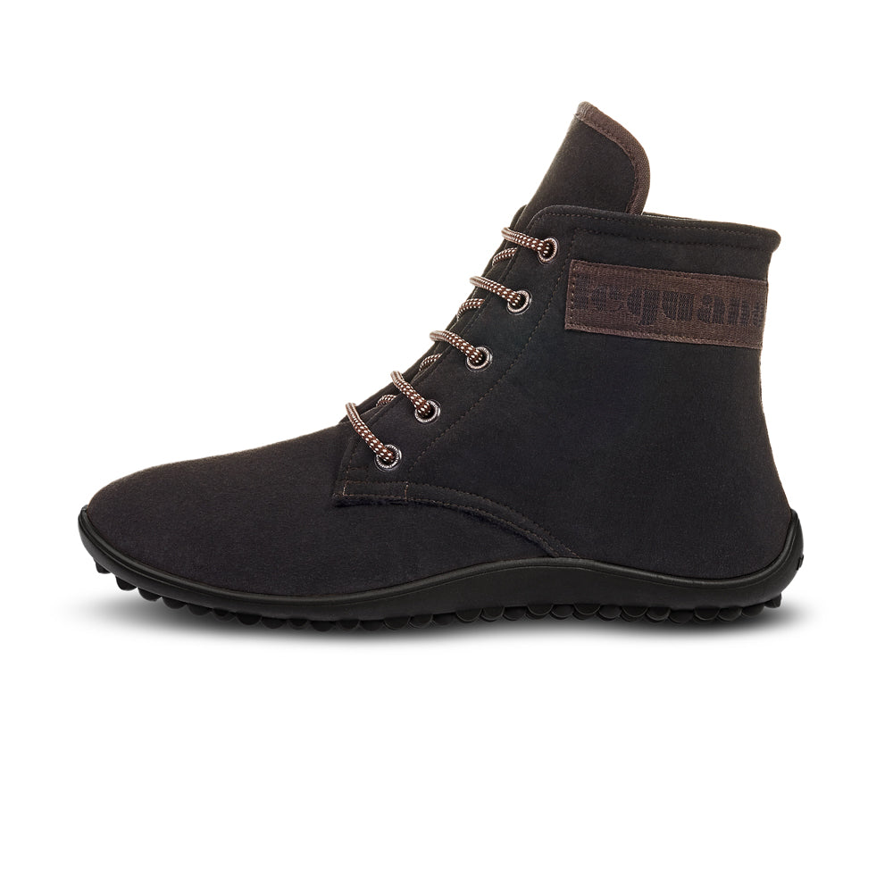 Leguano Chester Barfußschuhe in Dunkelbraun von der linken Seite, ideal für natürliche Bewegungsfreiheit. Jetzt im Onlineshop für Barfußschuhe erhältlich.