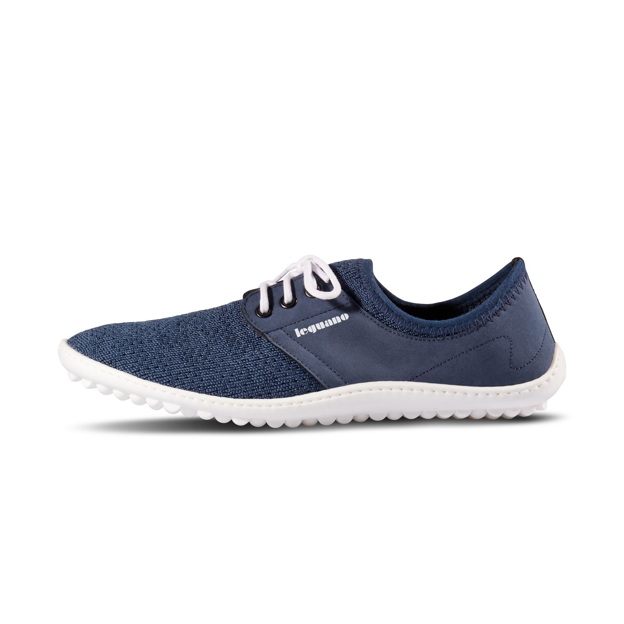 Leguano Juno Sailor Barfußschuhe, linke Seitenansicht der eleganten Sneaker und Segelschuhe für einen aktiven Lebensstil. Jetzt erhältlich im Onlineshop für Barfußschuhe