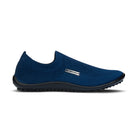 Leguano Scio Barfußslipper in Blau, in rechter Seitenansicht abgebildet und ideal für minimalistisches Gehen. Jetzt erhältlich im Onlineshop für Barfußschuhe.