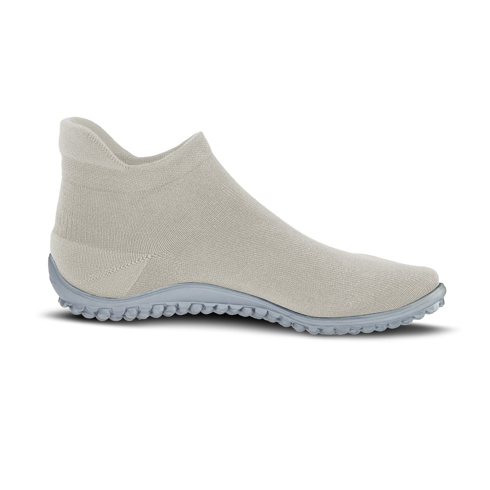 Leguano Sneaker in Perlmutt, in rechter Seitenansicht abgebildet und ideal für ein elegantes Aussehen und flexibles Laufen. Jetzt erhältlich im Onlineshop für Barfußschuhe.